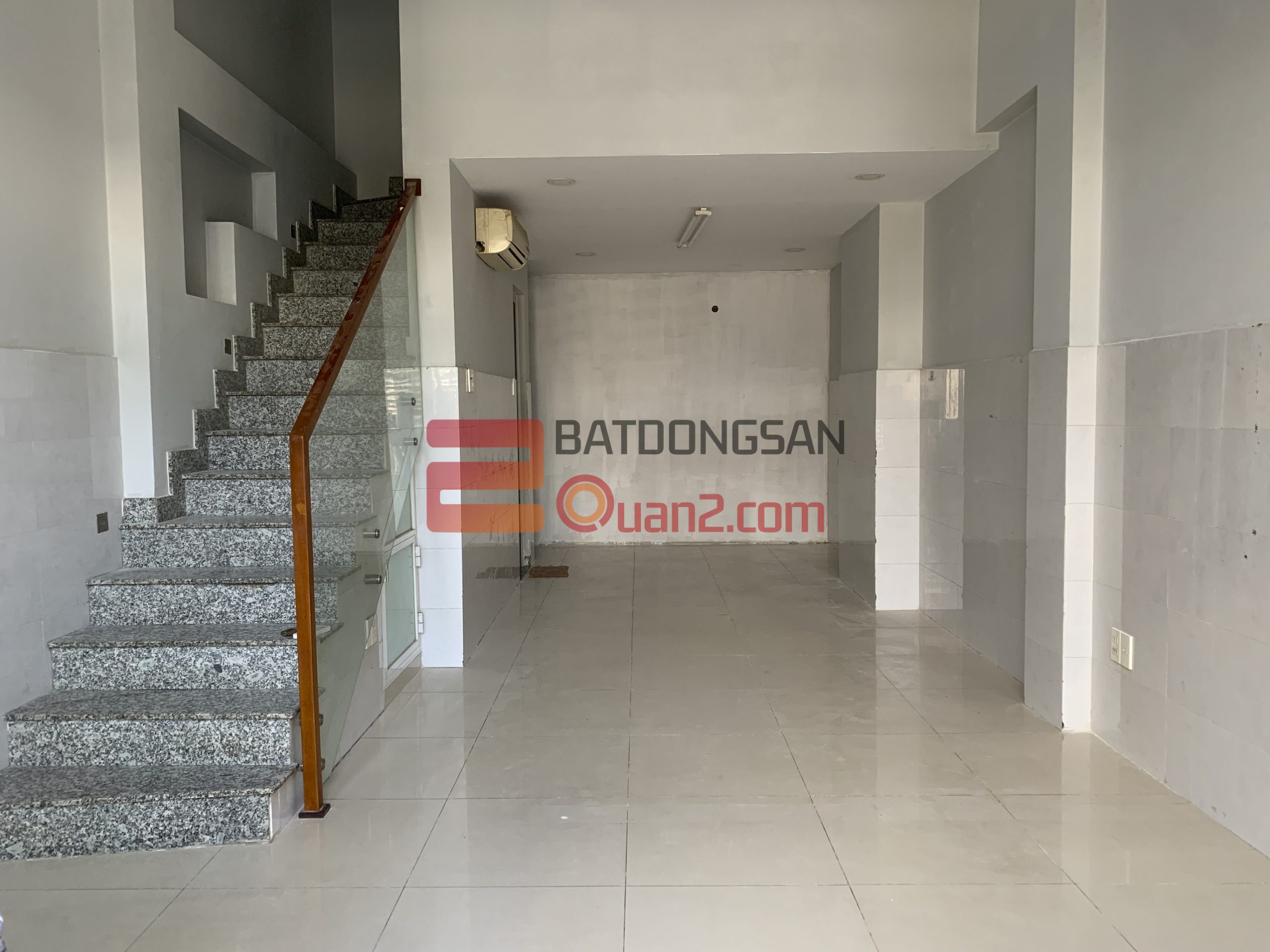 Cho thue nha mat tien luong dinh cua quan 2 batdongsanquan2com 2 Cho thue nha mat tien luong dinh cua quan 2 batdongsanquan2com