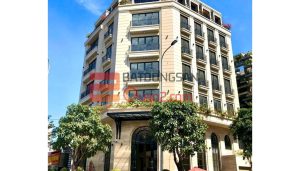 cho thue toa nha van phong vi tri goc 2 mat tien duong truong van bang thanh my loi quan 2